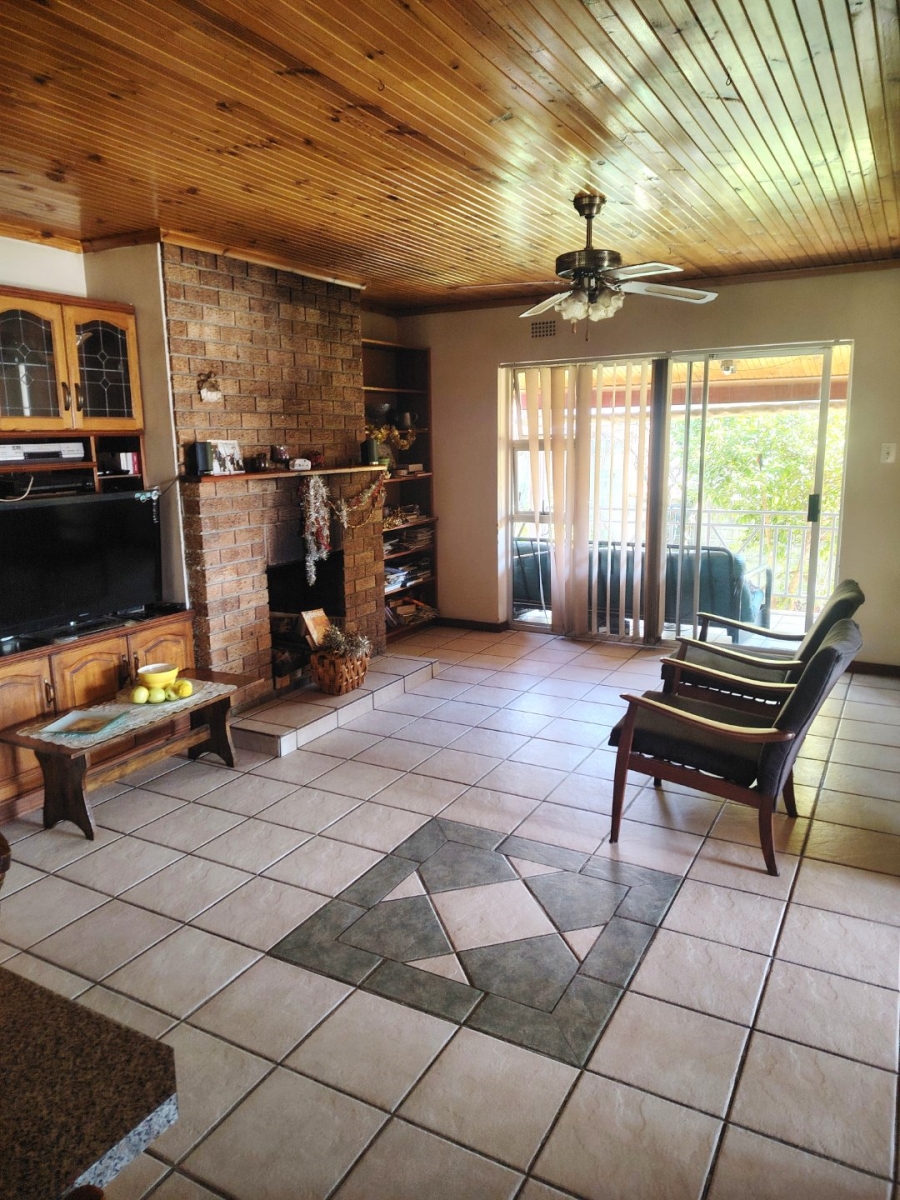 4 Bedroom Property for Sale in Pniel Western Cape